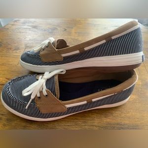 Keds Women’s Boat Shoes - Size 8.5 Navy and White Striped